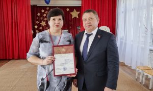 Сергей Горбунов наградил лучших воспитателей