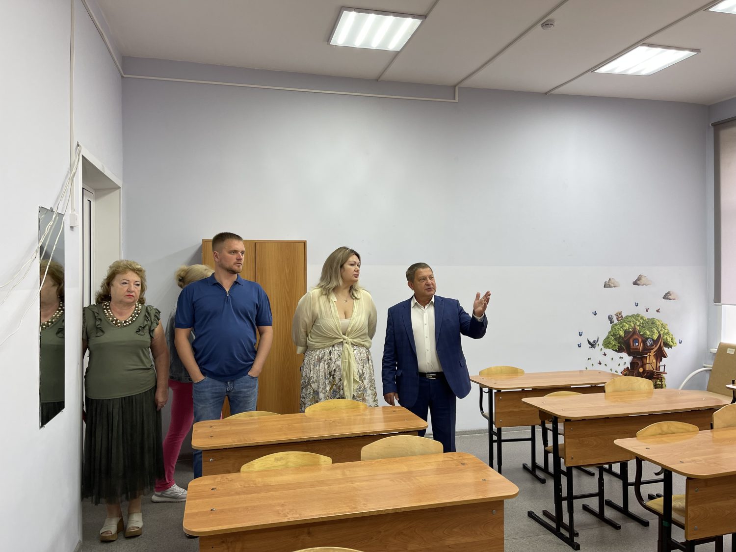 Школы правобережья готовятся принимать учеников